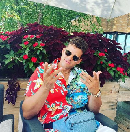 Kris Humphries chilling in his spare time.